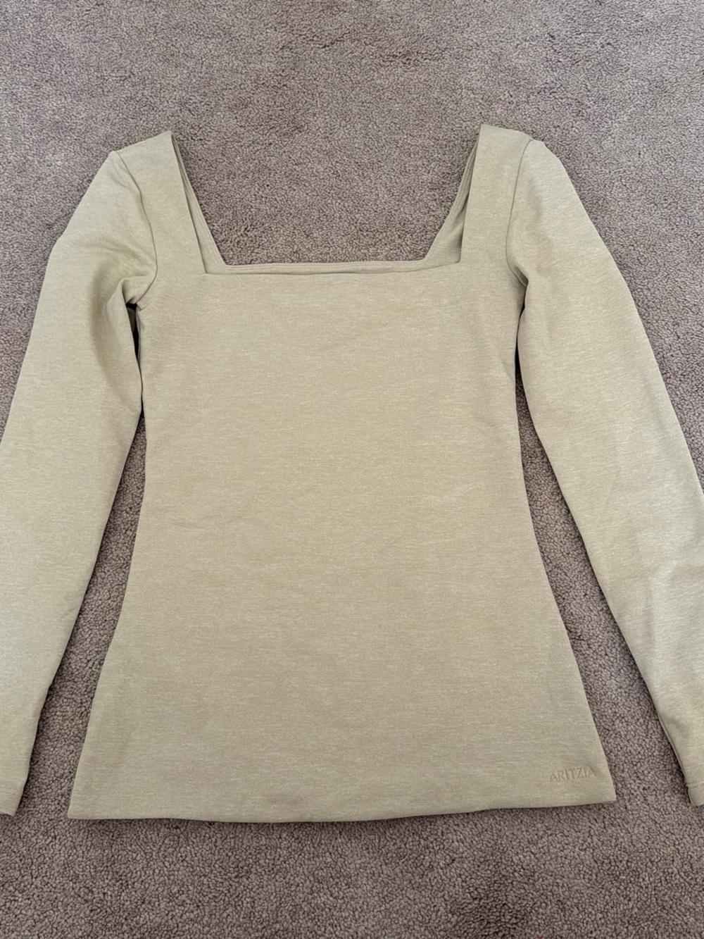 NWOT Aritzia Long Sleeve